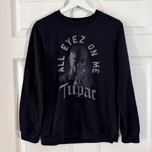 Tupac All Eyez on Me Rap 2Pac Graphic Long Sleeve Sweatshirt in Black